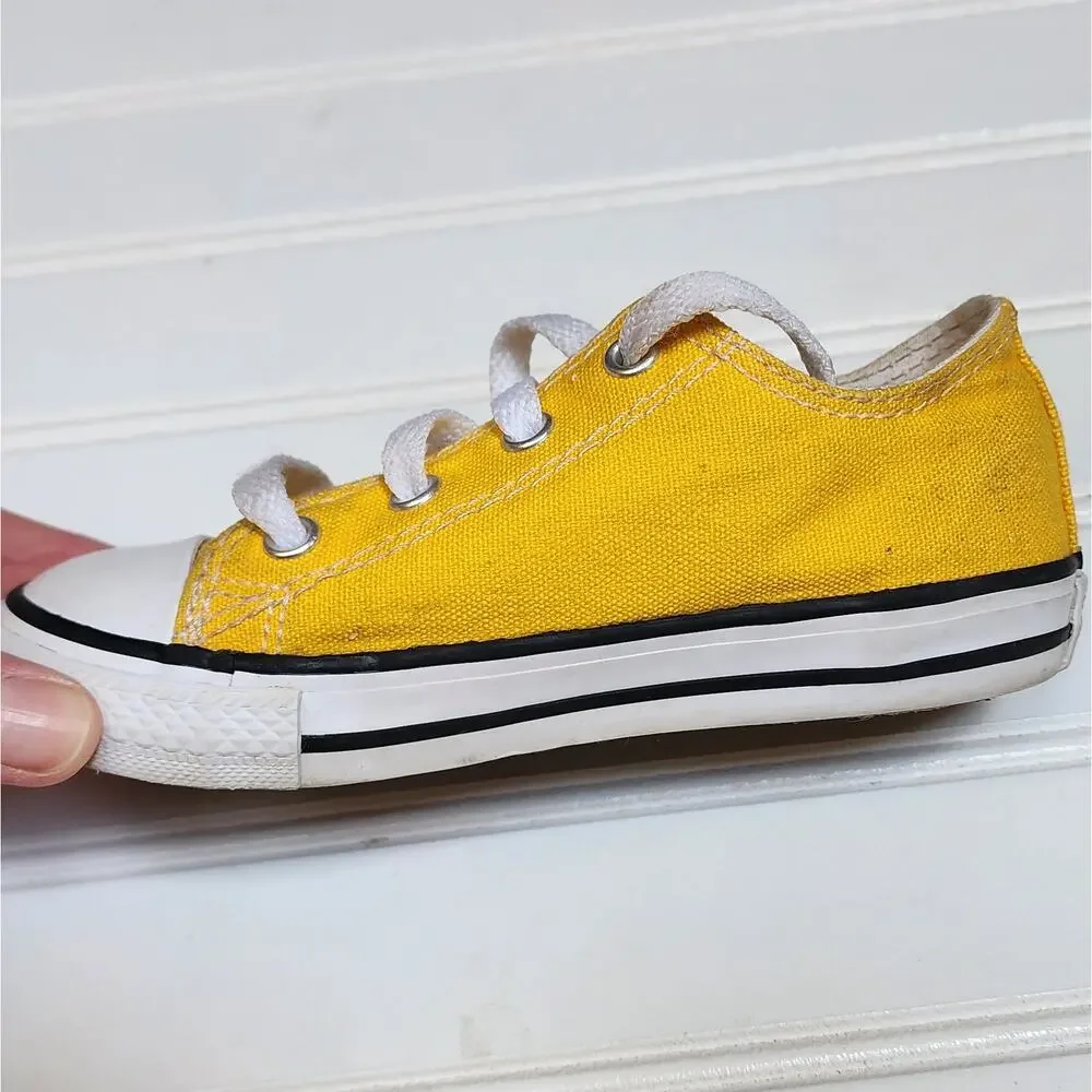 Converse Kids Chuck Taylor All Star Low Sneakers Size 9 Yellow